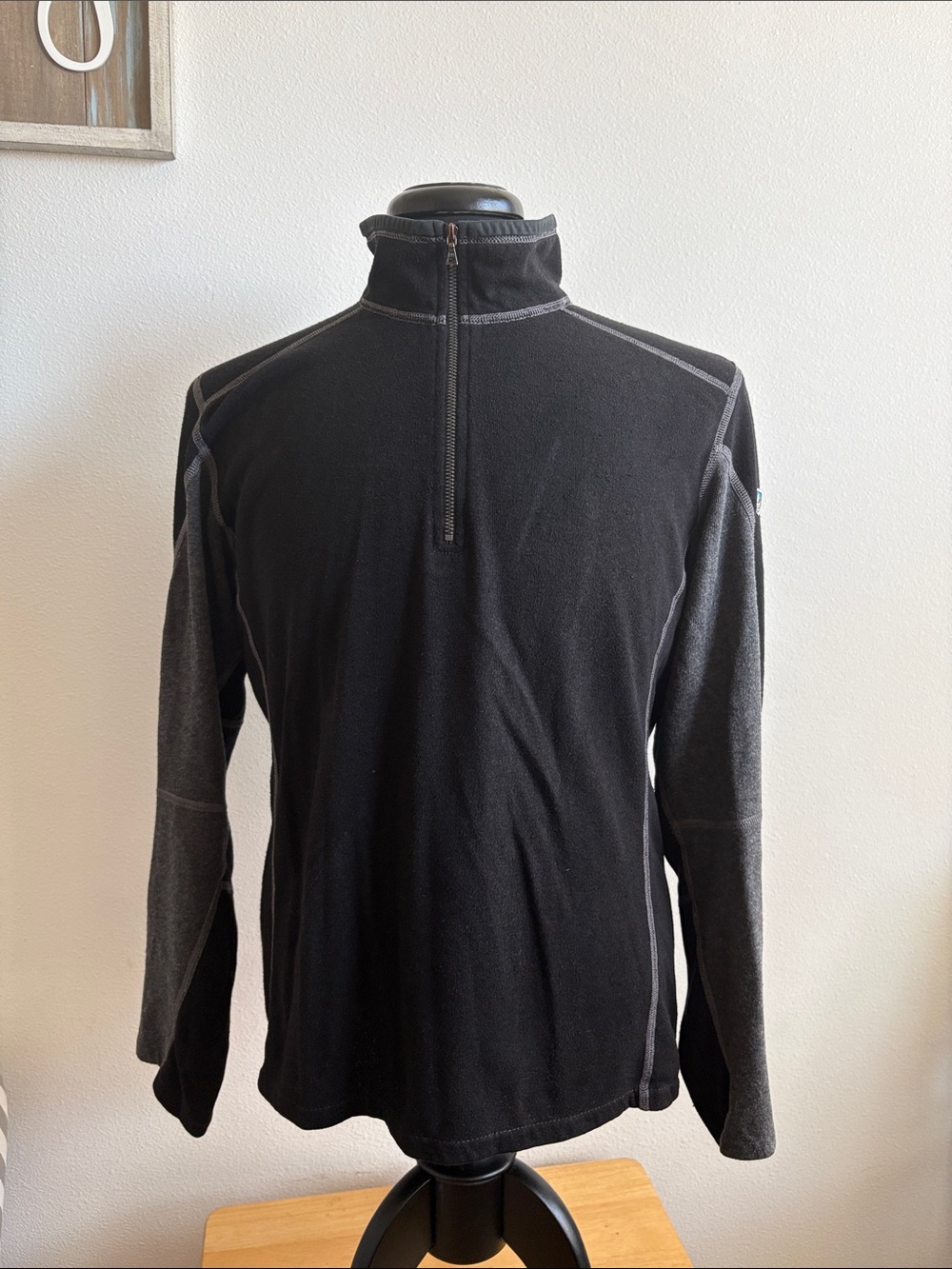 Kuhl Kashmira Black Quarter-Zip Performance Sweater Size Medium
